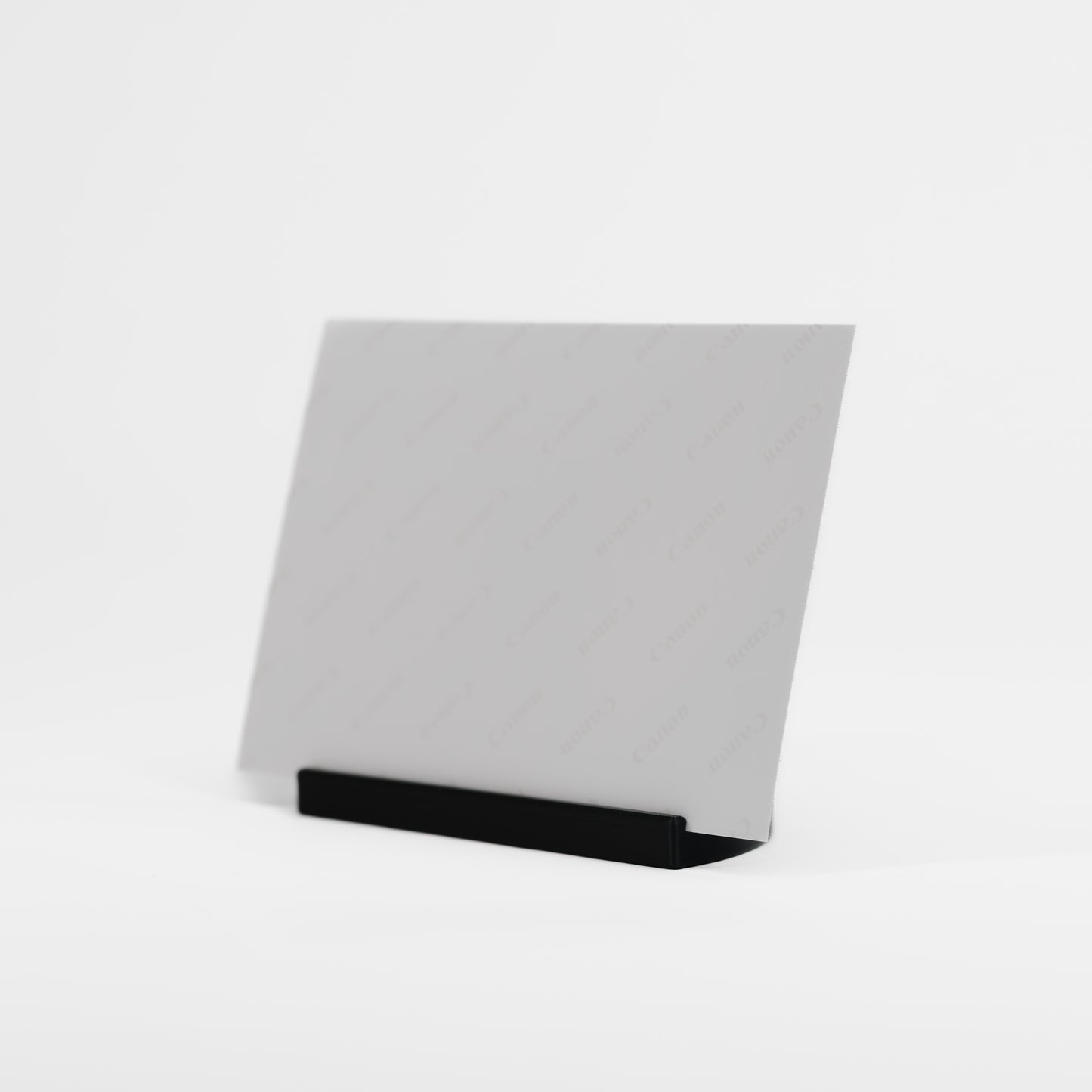 Minimalist 4x6 Photo Stand